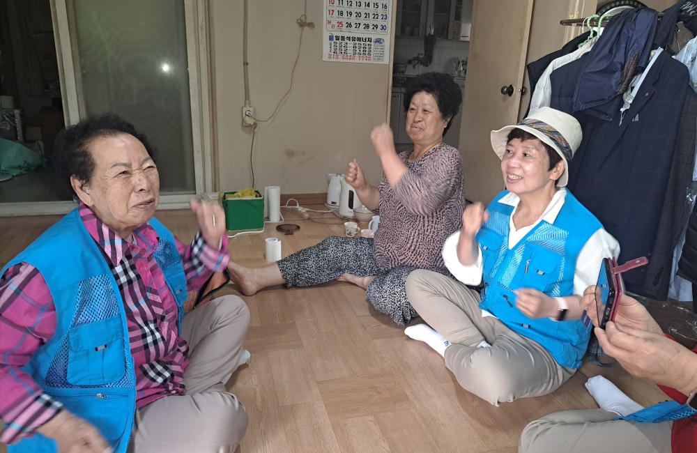 🎵 신나는 음악과 함께하는 실버건강체조 게시물 첨부 이미지